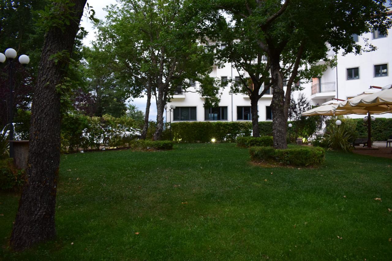 Hotel Palace Savuto Malito Exterior foto